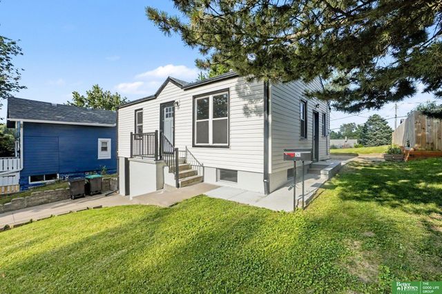 1931 S 49 Street, Omaha, NE 68106