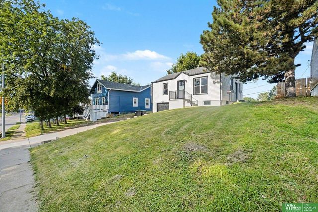 1931 S 49 Street, Omaha, NE 68106