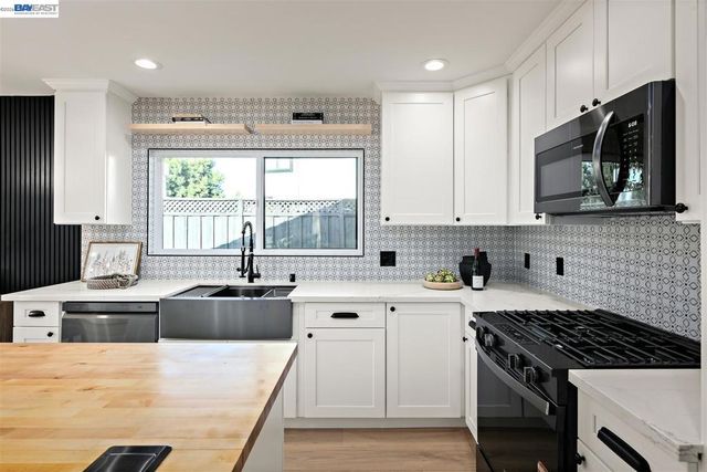 8093 Del Monte Ave, Newark, CA 94560