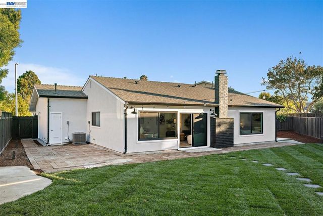 8093 Del Monte Ave, Newark, CA 94560