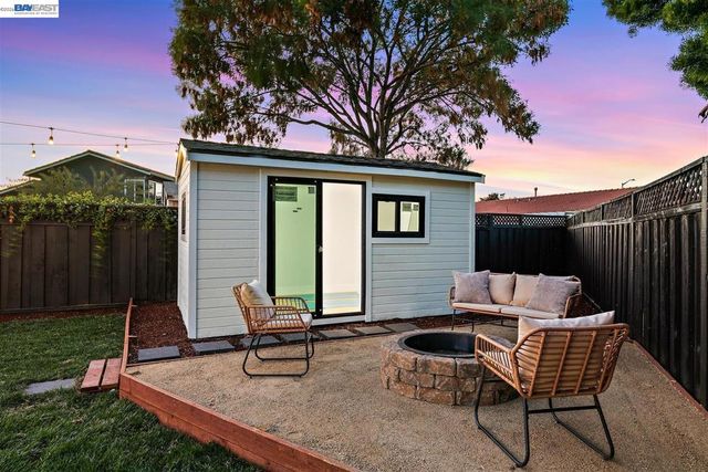8093 Del Monte Ave, Newark, CA 94560