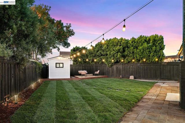 8093 Del Monte Ave, Newark, CA 94560