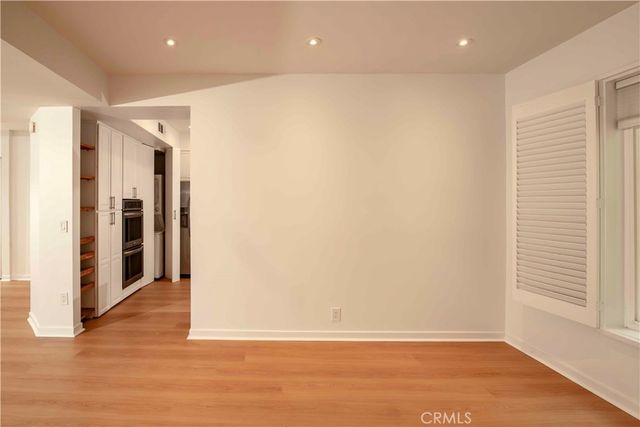 5236 Yarmouth 113, Encino, CA 91316