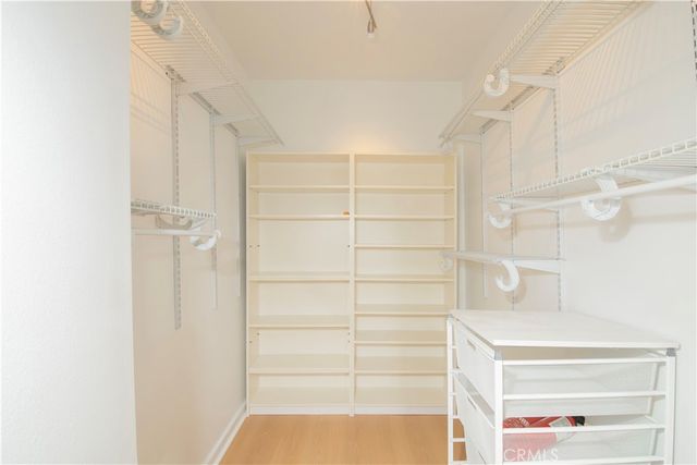 5236 Yarmouth 113, Encino, CA 91316