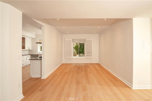 5236 Yarmouth 113, Encino, CA 91316
