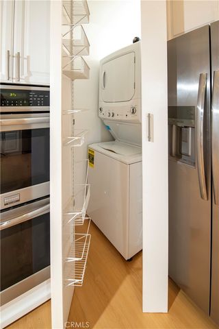5236 Yarmouth 113, Encino, CA 91316