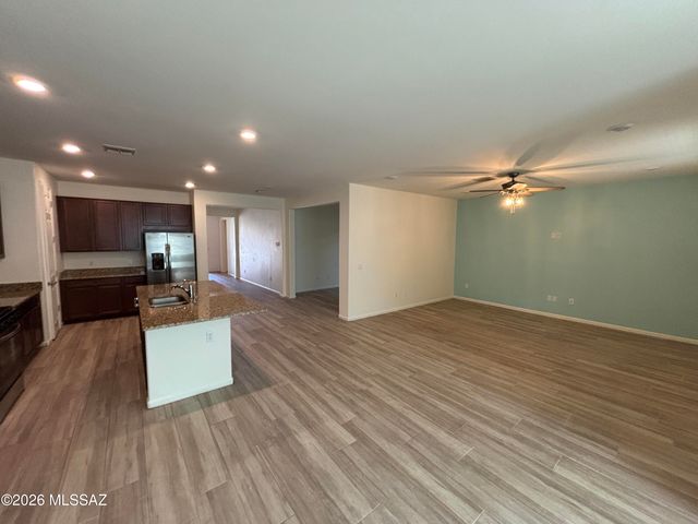 7399 S Via Plaza Del Maya, Tucson, AZ 85756