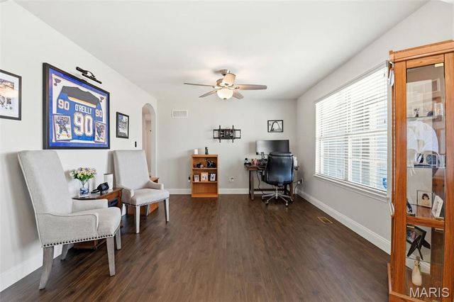 765 Bretton Trails Drive, Lake St Louis, MO 63367