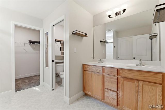 765 Bretton Trails Drive, Lake St Louis, MO 63367