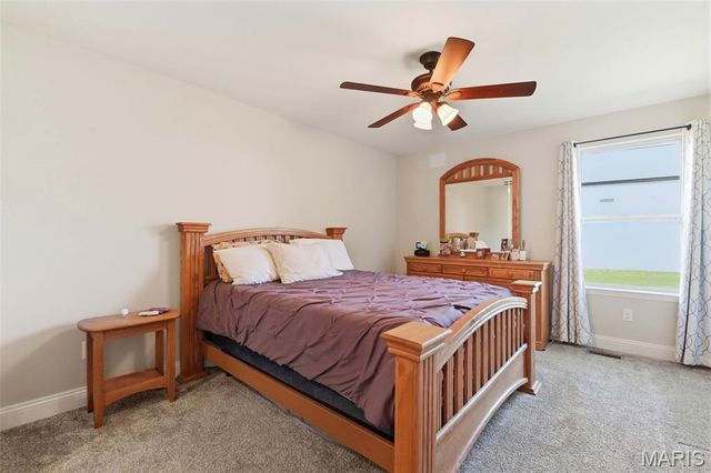 765 Bretton Trails Drive, Lake St Louis, MO 63367