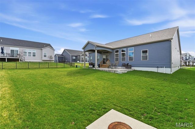 765 Bretton Trails Drive, Lake St Louis, MO 63367