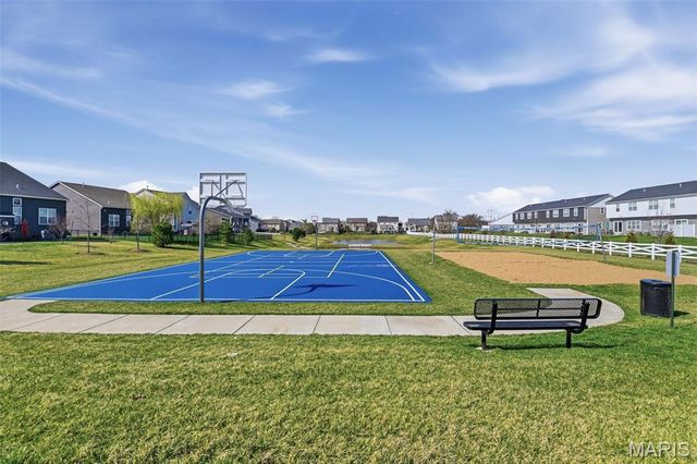 765 Bretton Trails Drive, Lake St Louis, MO 63367