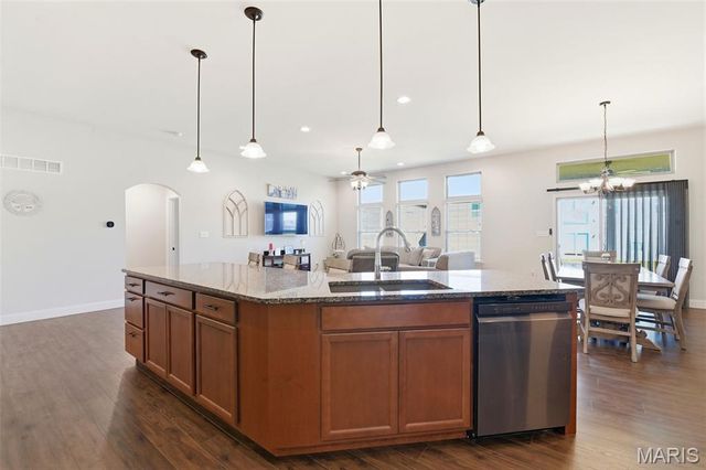 765 Bretton Trails Drive, Lake St Louis, MO 63367