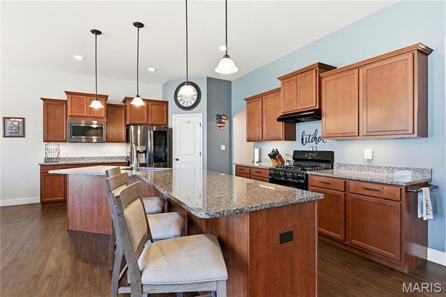 765 Bretton Trails Drive, Lake St Louis, MO 63367