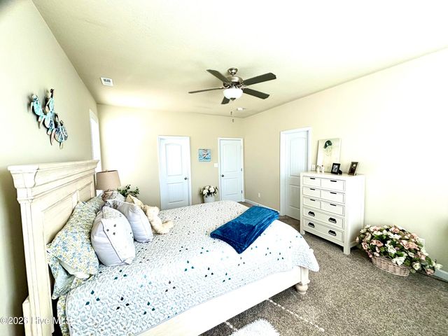 507 Shallotte Lane, Holly Ridge, NC 28445