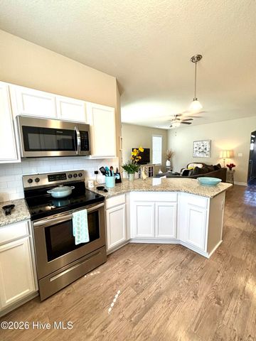 507 Shallotte Lane, Holly Ridge, NC 28445