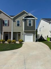 507 Shallotte Lane, Holly Ridge, NC 28445