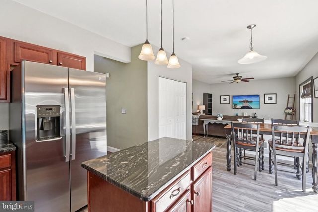 13 CARDINAL LN, Sicklerville, NJ 08081