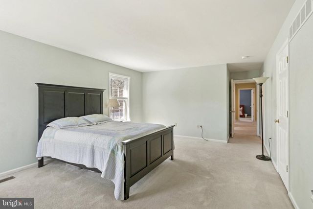 13 CARDINAL LN, Sicklerville, NJ 08081