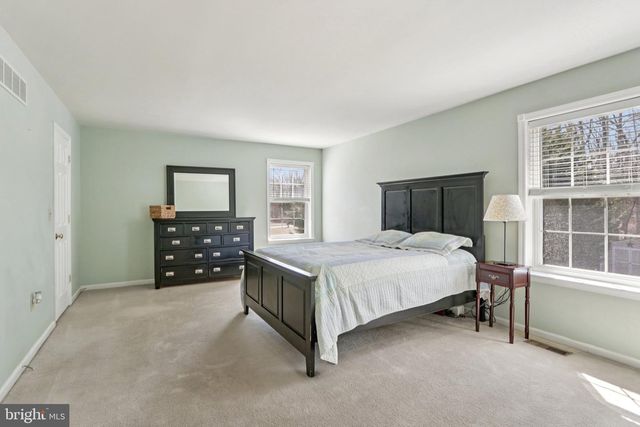 13 CARDINAL LN, Sicklerville, NJ 08081