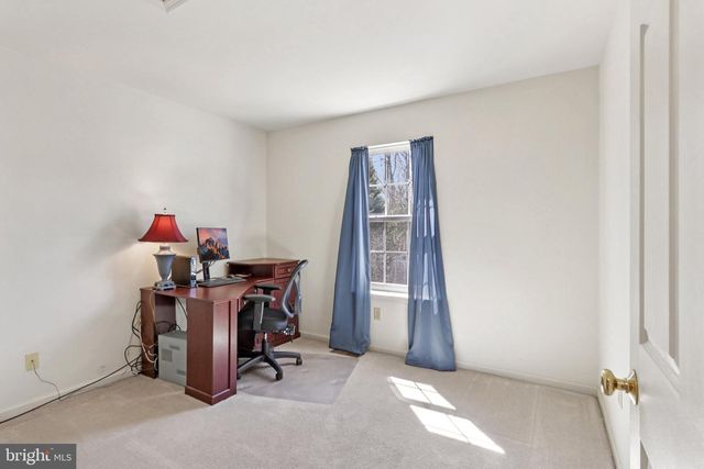 13 CARDINAL LN, Sicklerville, NJ 08081