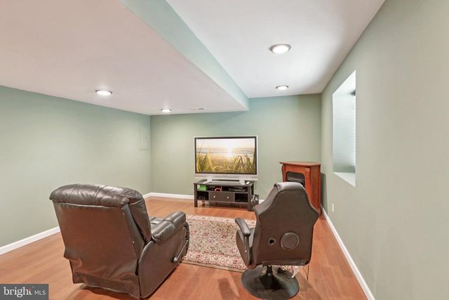 13 CARDINAL LN, Sicklerville, NJ 08081