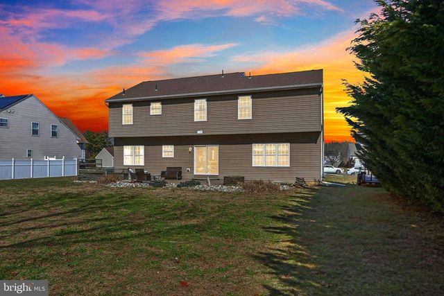 13 CARDINAL LN, Sicklerville, NJ 08081