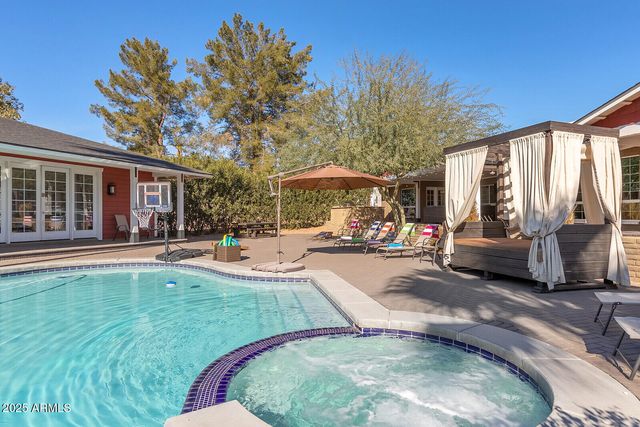 12140 N 76TH Court, Scottsdale, AZ 85260