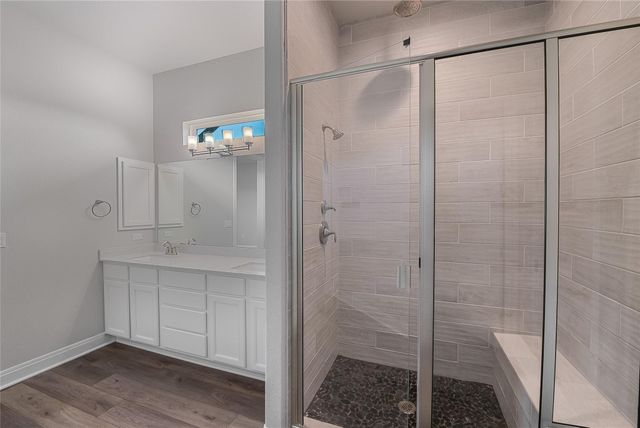 3203 Burnside CIR, Lago Vista, TX 78645