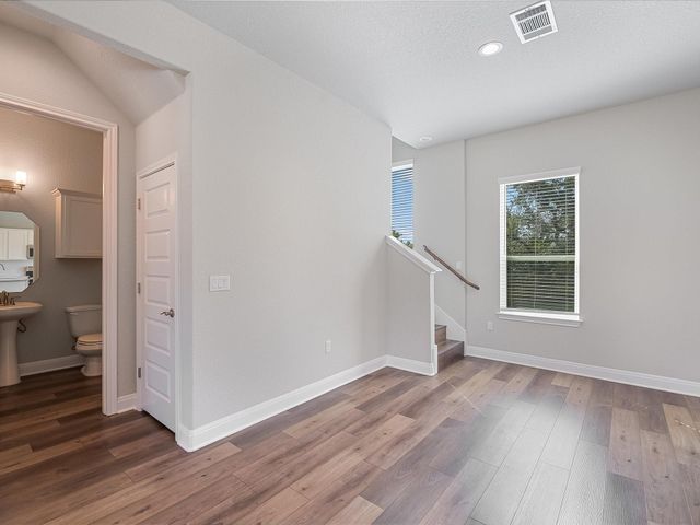 3203 Burnside CIR, Lago Vista, TX 78645