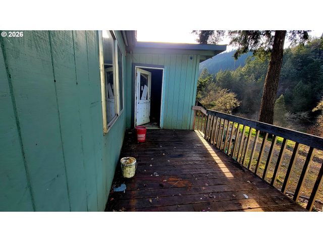 1441 BILGER CREEK Rd, Myrtle Creek, OR 97457