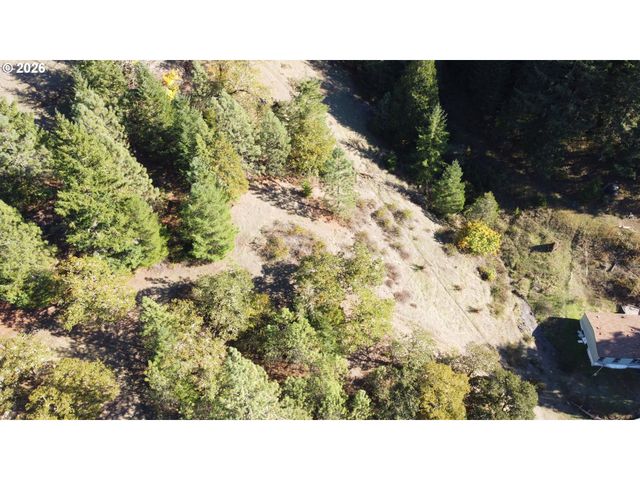 1441 BILGER CREEK Rd, Myrtle Creek, OR 97457