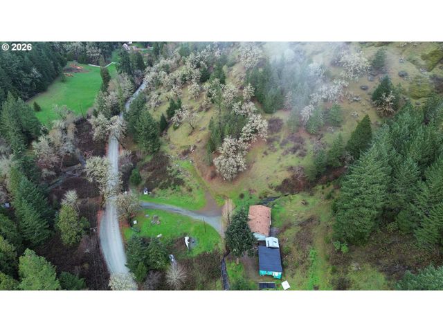 1441 BILGER CREEK Rd, Myrtle Creek, OR 97457