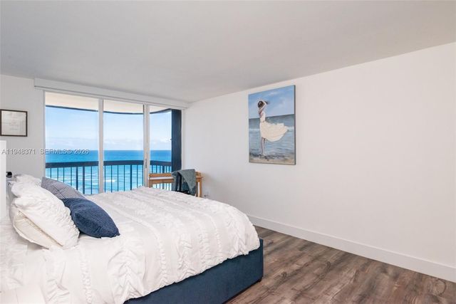 5380 N Ocean Drive 15G, Singer Island, FL 33404