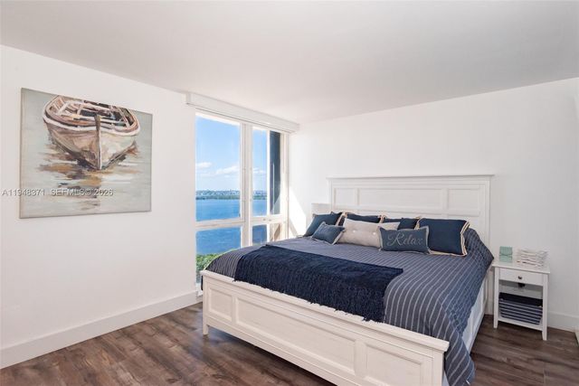 5380 N Ocean Drive 15G, Singer Island, FL 33404