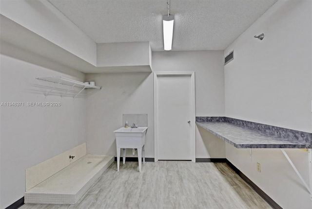 5380 N Ocean Drive 15G, Singer Island, FL 33404