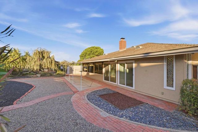 12209 Casero Place, San Diego, CA 92128