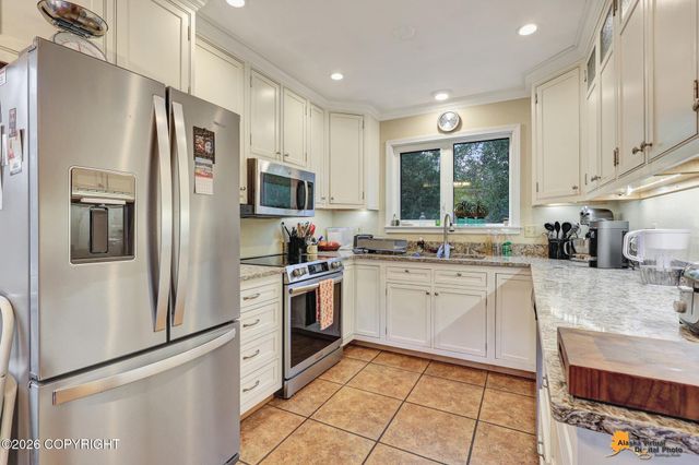 6231 West Tree Drive, Anchorage, AK 99507