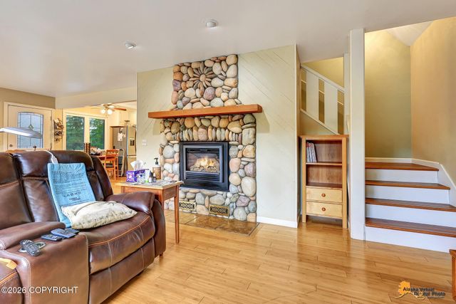 6231 West Tree Drive, Anchorage, AK 99507