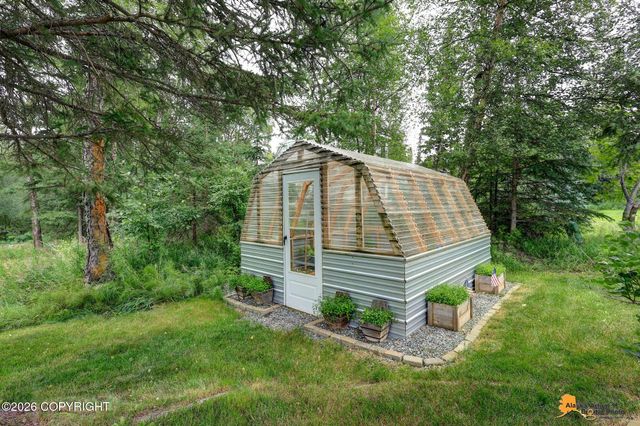 6231 West Tree Drive, Anchorage, AK 99507