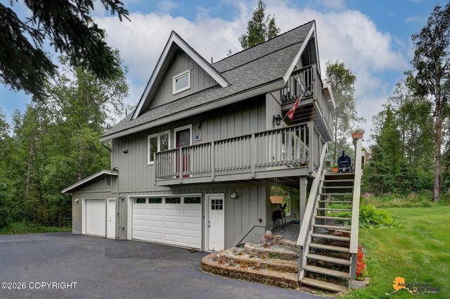 6231 West Tree Drive, Anchorage, AK 99507