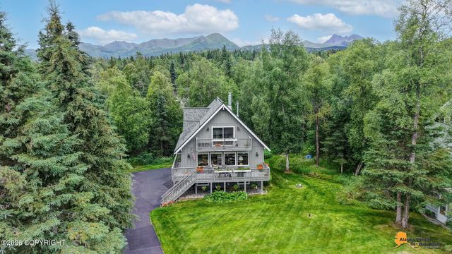 6231 West Tree Drive, Anchorage, AK 99507