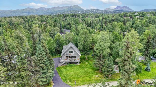 6231 West Tree Drive, Anchorage, AK 99507