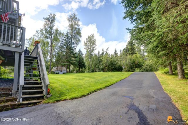 6231 West Tree Drive, Anchorage, AK 99507