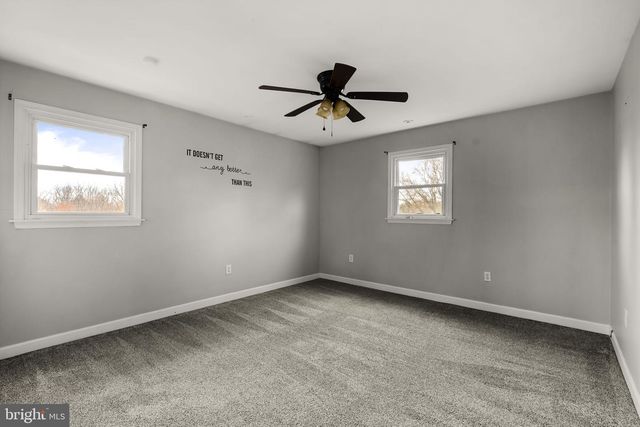 105 HERSHEY RD, Lititz, PA 17543