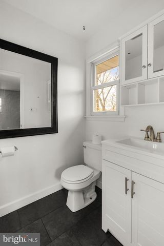 105 HERSHEY RD, Lititz, PA 17543