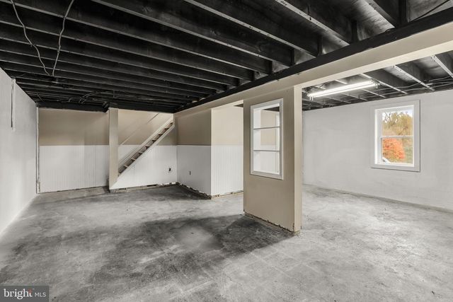 105 HERSHEY RD, Lititz, PA 17543