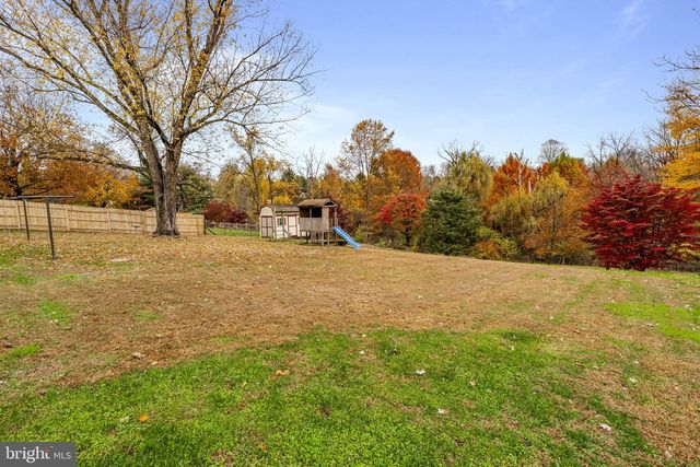 105 HERSHEY RD, Lititz, PA 17543