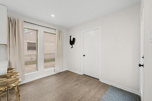 11707 Hillbrook Drive, Houston, TX 77070