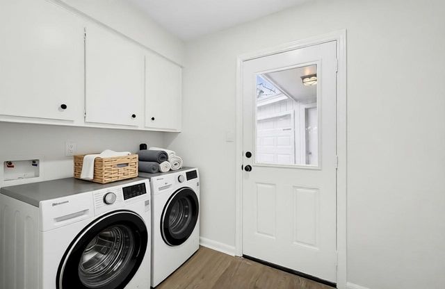 11707 Hillbrook Drive, Houston, TX 77070